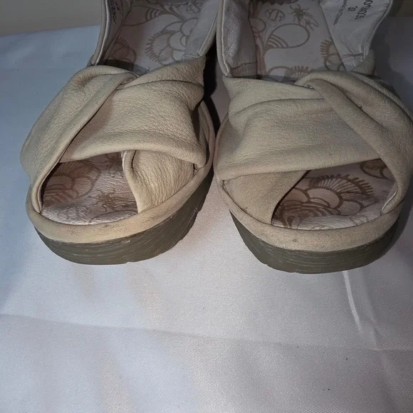 Fly London Yala Beige Leather Wedge Platform Sandals Womens 37 P500124035 - Picture 2 of 8